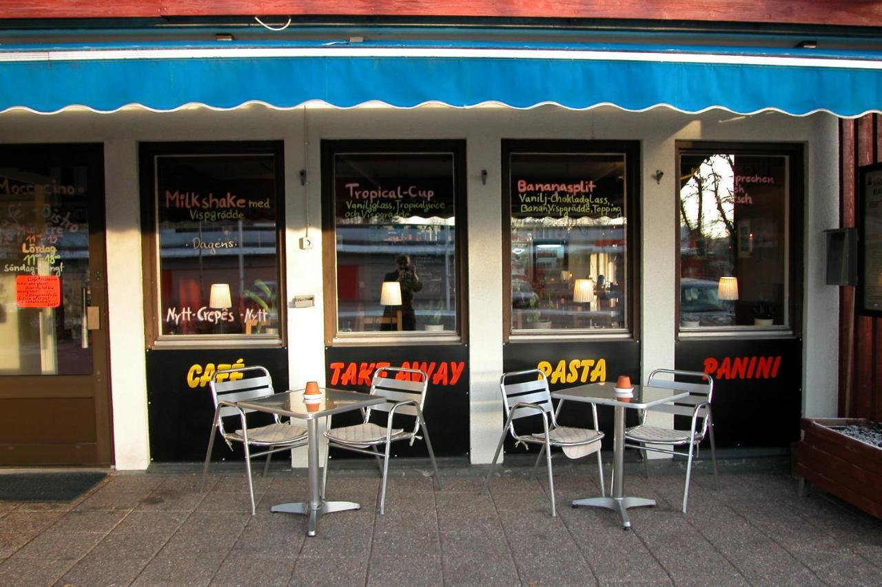 Bed and Breakfast Cafè Bistro Moccacino Ekshärad Esterno foto